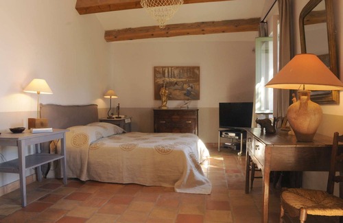 Cesseras Villa | Luxury 5 Bedroom Home in Languedoc with Pool