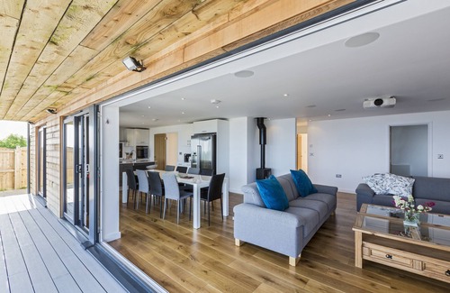 St Ives House | Luxury 5 Bedroom House in St Ives - Hot tub, parking, WIFI, Stunning views