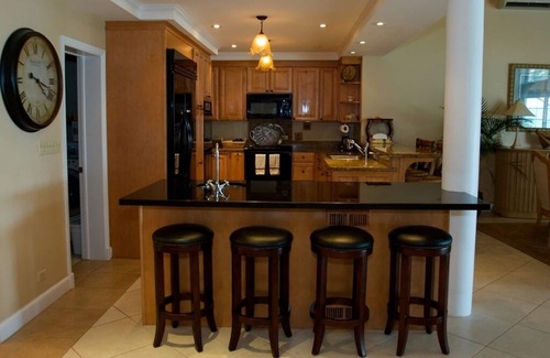 Paradise Island Villa | Luxury 5 Bedroom Ocean Front Villa