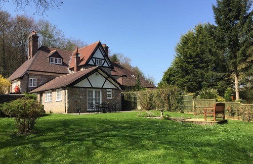 Nannerch House | Luxury 5 bedroom (sleeps 8), 1875 stone cottage, Fully refurbished with Hot Tub