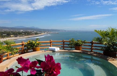 La Cruz de Huanacaxtle Villa | . Luxury 5 Bedrooms, Ocean Front Villa with beach access.