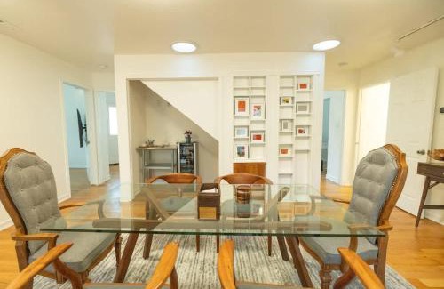 Tamalpais-Homestead Valley House | Luxury 5-BR Home in Mill Valley Near Golden Gate
