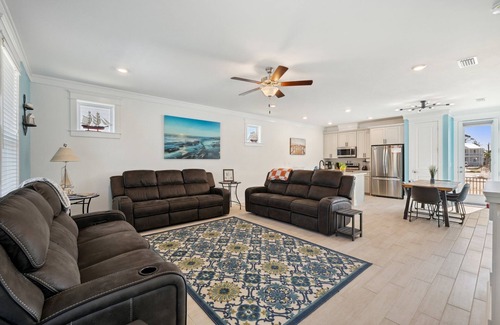 Cape San Blas House | Luxury 5 King Bedroom Beach House - All King Beds - Boardwalk to the Beach