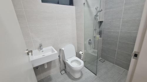 Kuala Lumpur Apartment | Luxury 5STAR 2Room Resort Suite Mid Valley Sunway Kuala Lumpur by Stayz Suites
