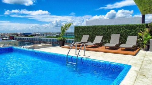 Gonzalo Guerrero Apartment | Luxury 5th Avenue Menesse 32