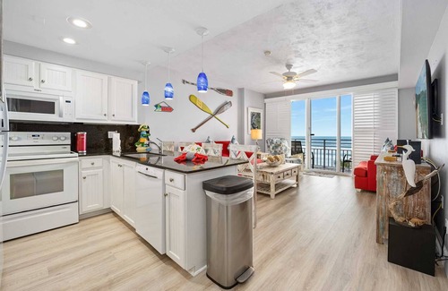 Brush - Stewarts Condo | Luxury 5th Floor 1 BR Condo Direct Oceanfront Wyndham Ocean Walk Resort Daytona Beach | 502