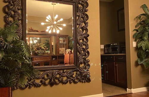 Palm Valley House | Luxury 6 Bedroom - heated pool & spa- close to stadium, golf, & more!