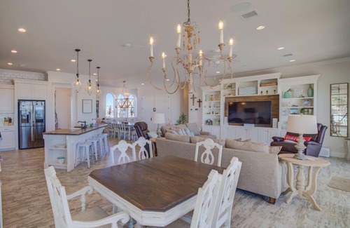 Villa Primera House | Luxury 6-Bedroom, 6.5-Bath Gulf Front Home w/Private Pool!