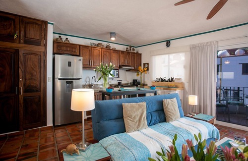 Romantic Zone Condo | Luxury 6th Floor Studio Condo in La Palapa on Los Muertos Beach - Renovated 2019
