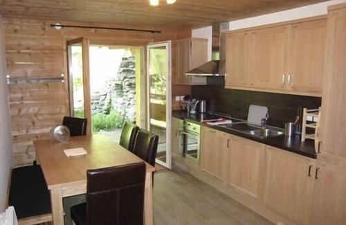 Les Contamines-Montjoie Apartment | Luxury 80 sqm 3 bedroom Ski/summer apartment in centre of village