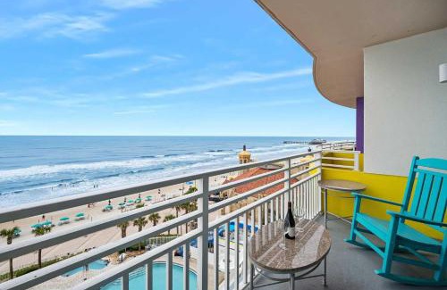 Brush - Stewarts House | Luxury 8th Floor 1 BR Condo Direct Oceanfront Wyndham Ocean Walk Resort Daytona Beach | 808