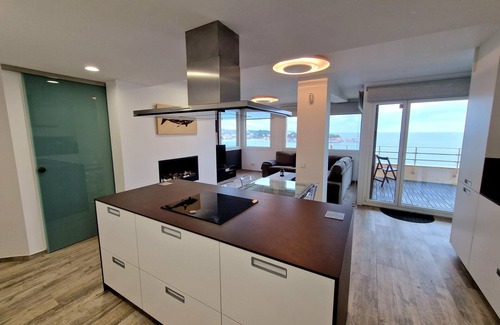 Sant Feliu de Guixols Apartment | Luxury Apartment with Stunning Views of s'Agaró's Bay