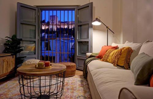 San Pedro Apartment | Luxury Alhambra Views Apartment