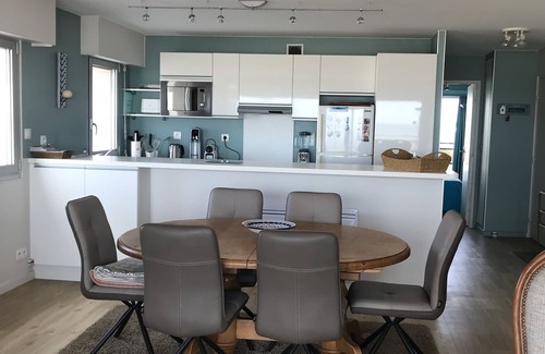 Le Touquet-Paris-Plage Apartment | Luxury And Beautiful View Onto The Waves.