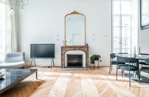 Quartier de la Place-Vendome Apartment | Luxury and Elegance Louvre - Rivoli