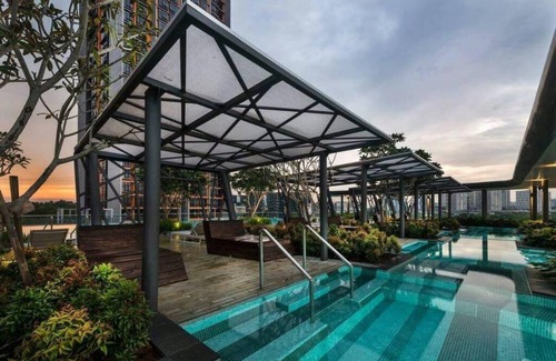 Cyberjaya Apartment | Luxury and high speed wifi Kanvas Soho F