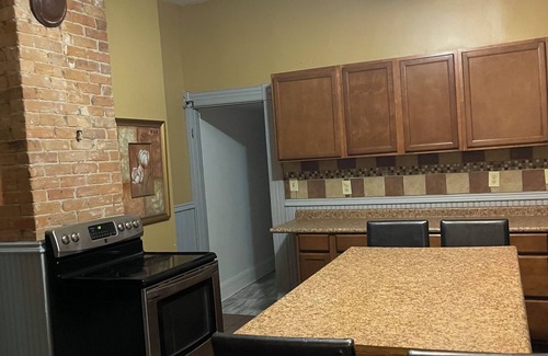 Spring Grove Village House | Luxury and Lavish Entire Home n