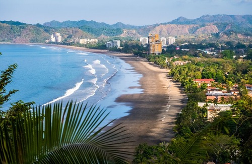 Jaco Condo | Luxury and Location: Vista Mar Beach Front Penthouse at Cocal Hotel & Casino!