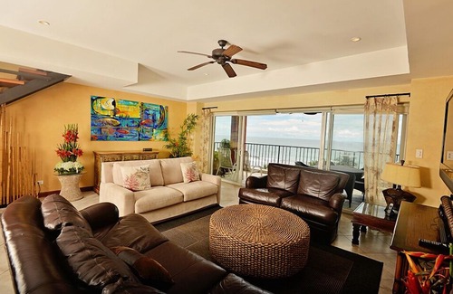 Jaco Condo | Luxury and Location: Vista Mar Beach Front Penthouse at Cocal Hotel & Casino!