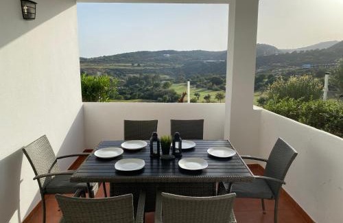 Estepona Apartment | Luxury and secluded apartment set in Valle Romano