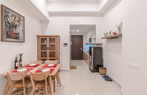 Bach Dang Riverside Apartment | Luxury and Spacious Apartment
