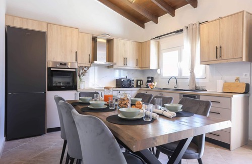 Chalikounas House | Luxury and Tranquility - Halicouna's Perfect Gem