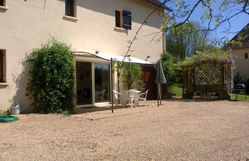 Cenac-et-Saint-Julien Apartment | Luxury apartment in Dordogne's Golden Triangle ; sleeps up to 4