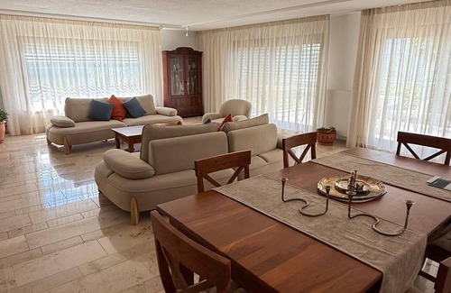 Ruesselsheim House | Luxury apartment, close to the airport