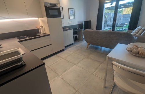 Les Maillans Apartment | Luxury Apartment with Heated Pool & Private Jacuzzi - Côte d'Azur