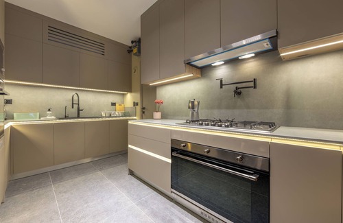 Zamalek Apartment | Luxury Apartment with Nile River Views