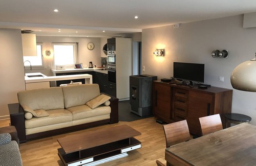 Jassat Apartment | Luxury apartment with terrace on the shores of Lake Chambon overlooking Sancy