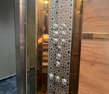 Hivernage Apartment | Luxury apartment 2 min Train Station 10 min Airport