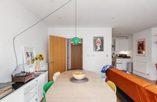 Canning Town South Apartment | Luxury Apartment - 5 Mins to Canary Wharf & Excel