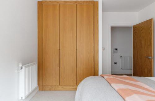 Canning Town South Apartment | Luxury Apartment - 5 Mins to Canary Wharf & Excel