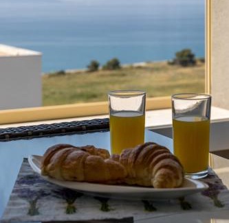 Znjan Apartment | Luxury Apartment "Ema" with sea view & parking