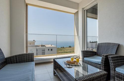 Znjan Apartment | Luxury Apartment "Ema" with sea view & parking