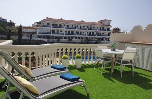 Puerto de la Cruz Apartment | Luxury apartment, comfort and relax, views of the pool