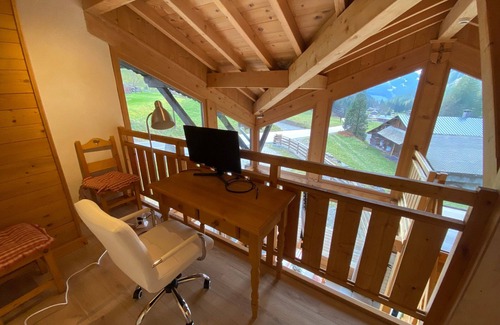 Les Prodains Apartment | Luxury Apartment for 15 with Spa, Sauna, Near Ski Lifts in Morzine