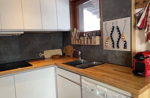 Val Claret Apartment | Luxury apartment for 7 people in character cottage in the middle of golf