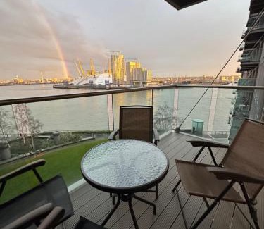 Canary Wharf Apartment | Luxury apartment in Canary Wharf