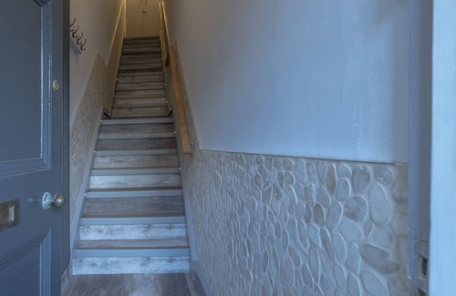 Meads Apartment | luxury apartment in peaceful meads village with all amenities and beach nearby