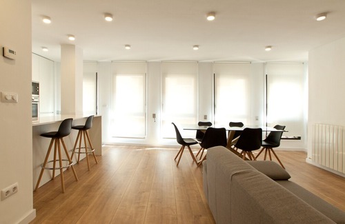 el Mercadal Apartment | Luxury Apartment in Girona's Old Town