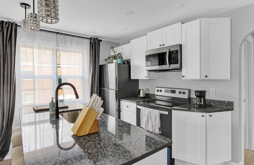 Lakewood Apartment | Luxury Apartment In Lakewood