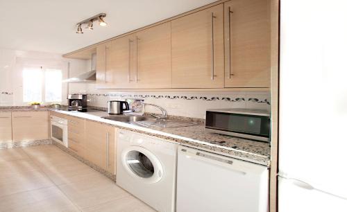 Fuengirola Apartment | Luxury apartment in Los Boliches, Fuengirola