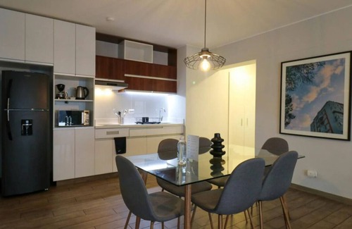Chacarilla-Santa Cruz Apartment | Luxury apartment in Miraflores Malecon in front of the sea.