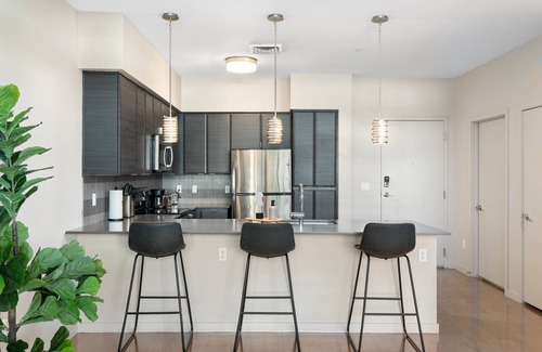 Evans Churchill Apartment | Luxury apartment in Roosevelt Row Art District - 5 min from Sky Harbor Airport