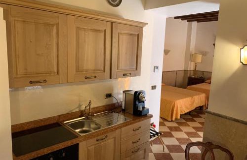 Castello Apartment | Luxury Apartment in San Marco with Canal View