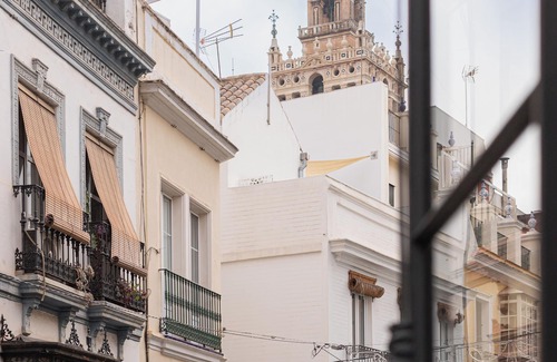 Historical Center House | Luxury Apartment in the Old Town of Seville