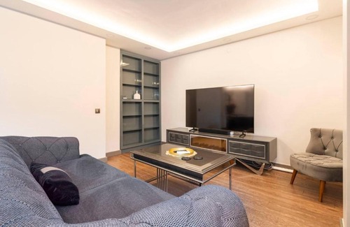 Osmanbey Apartment | Luxury apartment in the heart of Nisantasi