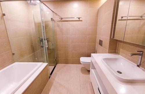 Ngoc Khanh Apartment | Luxury Apartment in Vinhomes Metropolis near Lotte